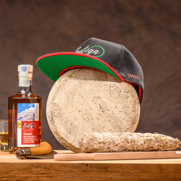 Alternative view of Cappellino snapback